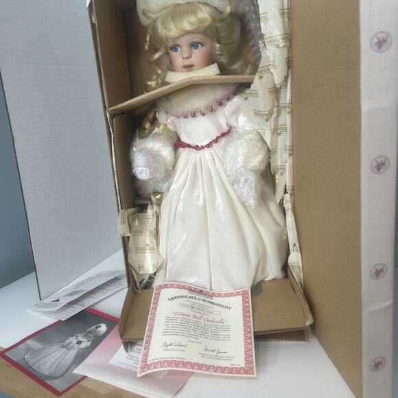 Rare Aston Drake Doll VTG 90’s Certificate Authentic Fairy Princess Cinderella - Picture 2 of 11